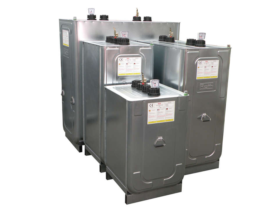 Photo Cuve fioul 400L DWTavec bac rétention métallique