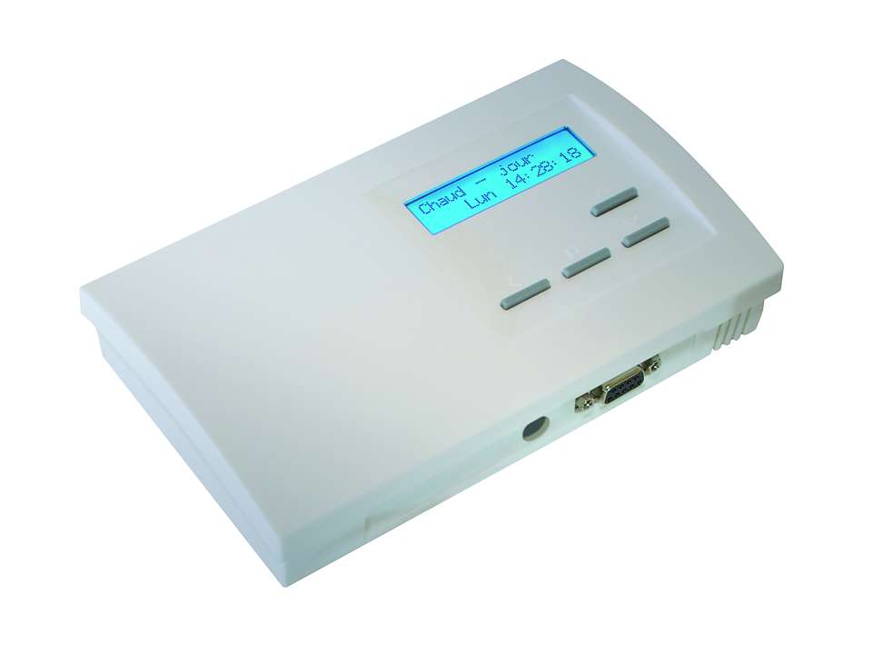 Photo Centrale de régulation CR30 avec antenne integrée Certiline