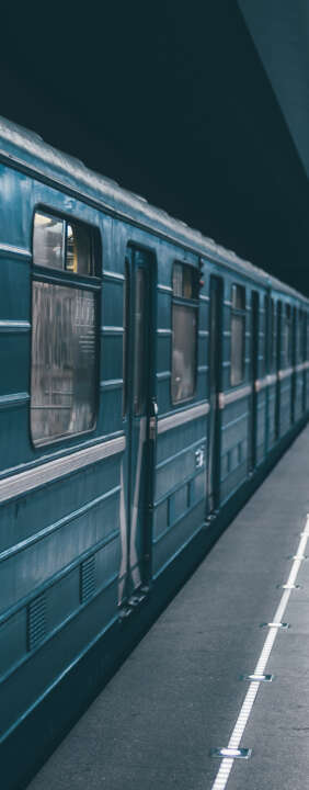 Photo Panneau mural douche NU VIPANEL PAYSAGE URBAIN METRO BLEU BRI. 1000x2550x3MM