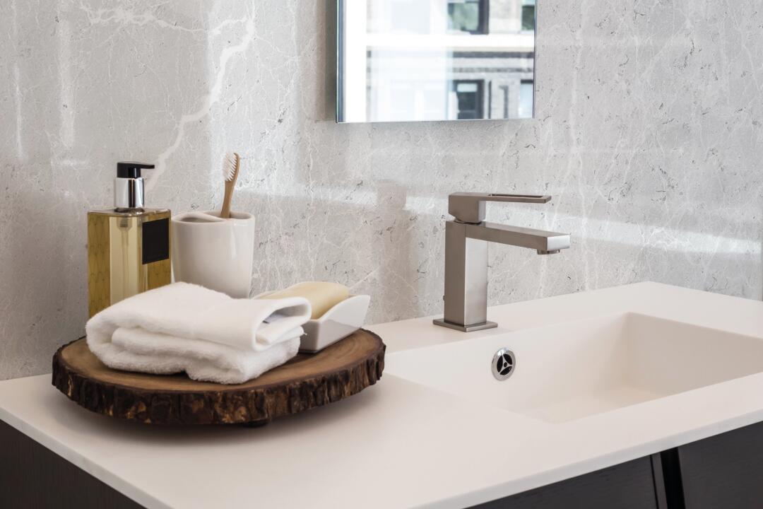 Photo Panneau mural douche NU VIPANEL ARAGON GRIS BRI. 1500x2550x3MM