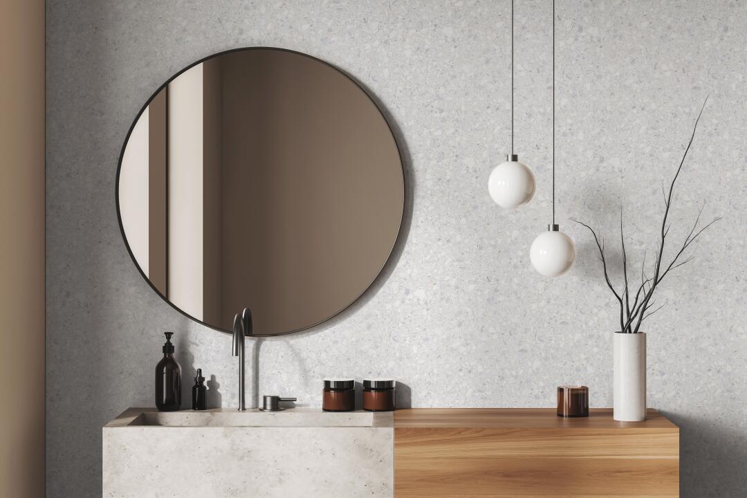 Photo Panneau mural douche NU VIPANEL PIERRE TERRAZZO GRIS CLAIR MAT 1500x2550x3MM